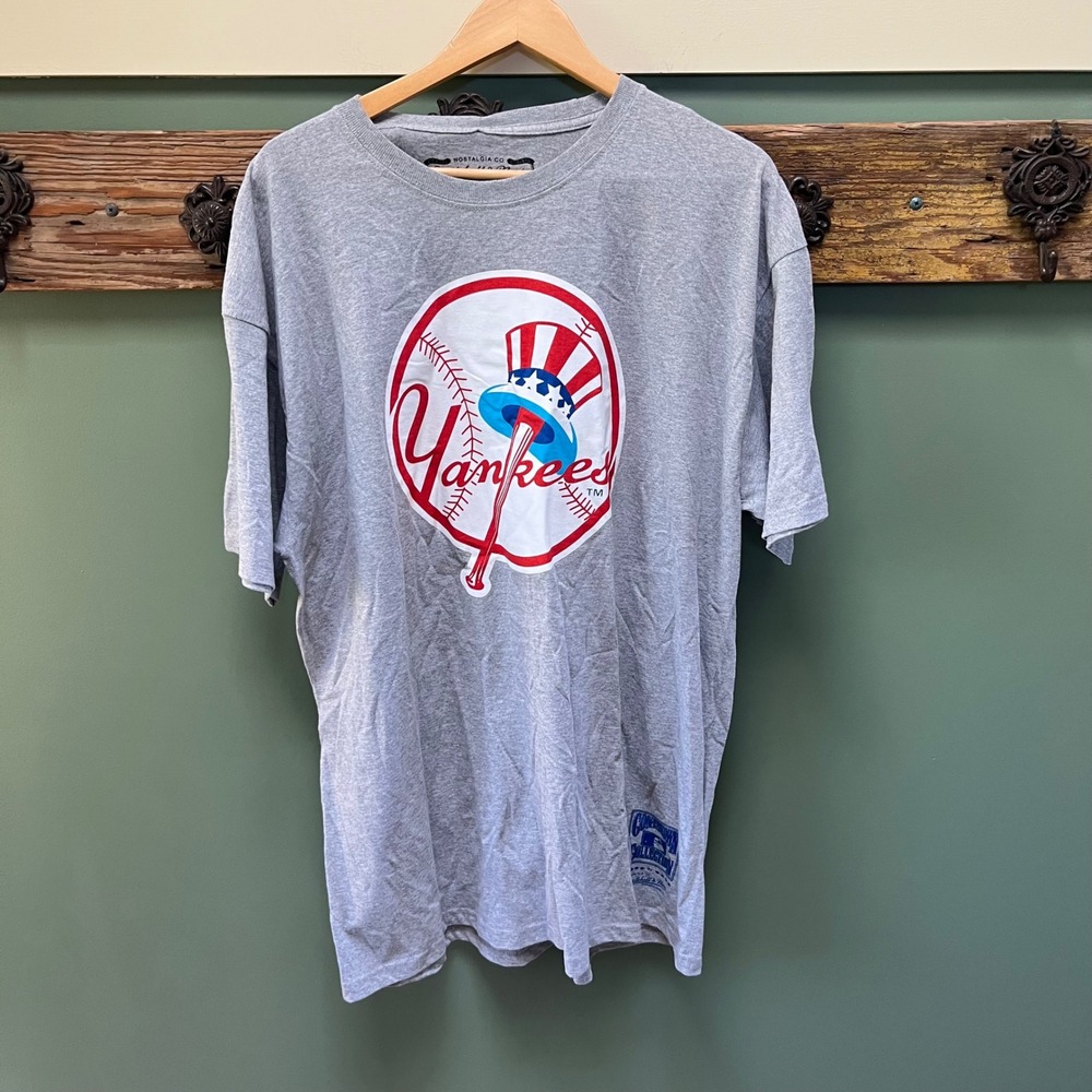 Mitchell & Ness New York Yankees Cooperstown Collection Grey T-Shirt XL NWT
